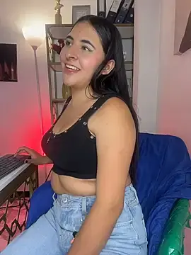 Stripchat Free Live Porn of Maggiee_1