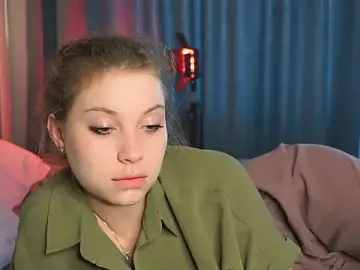 Stripchat Live Sex Cam of Sairallyn