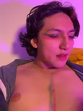 Stripchat Sex Cam of -BlueOpal-