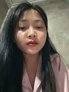 Stripchat Sex Cam of hinami-lo