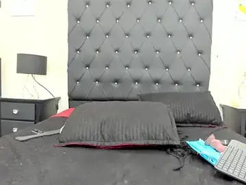 Stripchat Sex Cam of alana_johnson_0