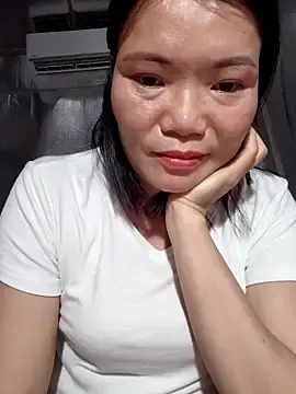 Stripchat Live Sex of -Trici-