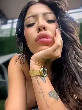 Stripchat Free Porn Cam of MystiqueXXX