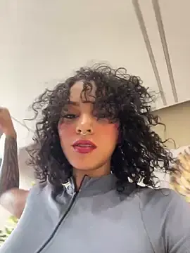 Stripchat Watch Live Sex Cams of LizStorm_