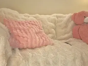Stripchat Free Porn Cam of milli_sun_
