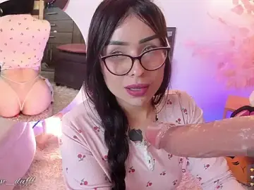 Stripchat Free Porn Cam of pamduff