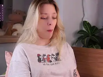 Stripchat Adult Webcam of LeeryWonder