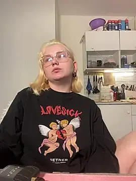 Stripchat Live Sex Cam of soft_focus