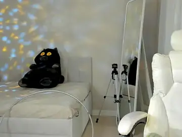 Stripchat Live Sex Cam of she_wolf