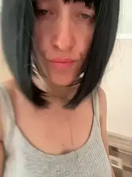 Stripchat Free Porn Cam of Milana_aa
