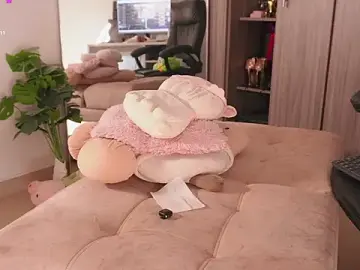 Stripchat Free Live Porn of KAREN17