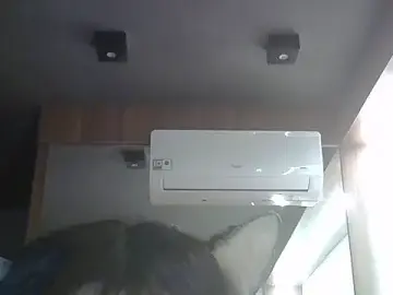Stripchat Live Porn of SkinnyKitten