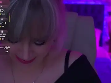 Stripchat Free Porn Cam of CandyLadyyy