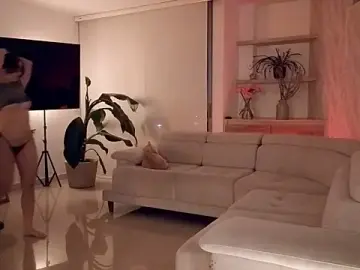 Stripchat Watch Live Sex Cams of Siny_Moore