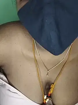 Stripchat Adult Webcam of tamil_butterfly