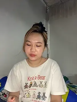 Stripchat Watch Live Sex Cams of Almira6868