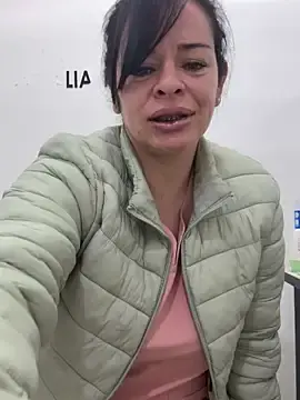Stripchat Free Live Porn of Dr_Nathalia_28