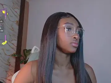 Stripchat Best Webcam of ahvi_ebony