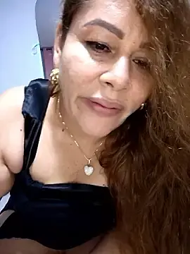 Stripchat Free Live Porn of SluttyMilf79