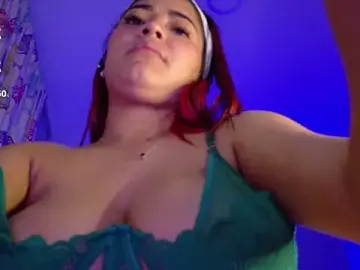 Stripchat Free Live Porn of NicolleTaylor