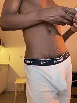 Stripchat Live Sex Cam of Blackbbcc23