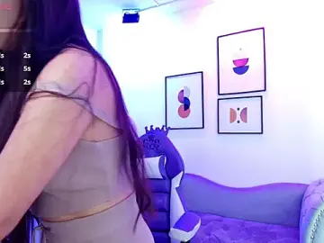 Stripchat Watch Live Sex Cams of Ema_louis_