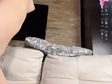 Stripchat Live Sex Cam of CeliaRossi