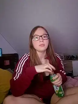 Stripchat Free Porn Cam of Freaky-Doll