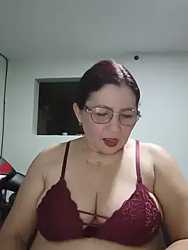 Stripchat Sex Chat of marfil_milf