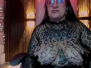 Stripchat Live Sex Cam of Violett_8