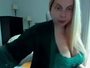 Stripchat Adult Webcams of Laviora
