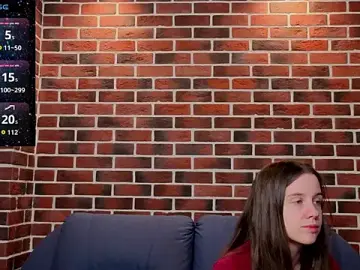 Stripchat Free Live Porn of MyrtaMcclaney