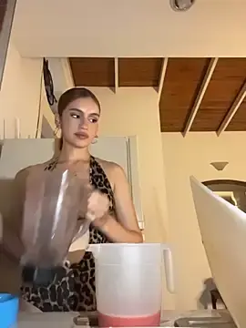 Stripchat Free Live Porn of Marilyn_scott
