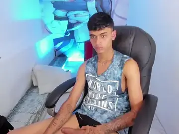 Stripchat Sex Chat of Tyger_Boyy