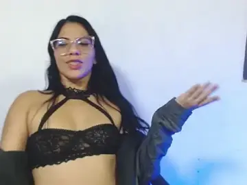Stripchat Free Live Porn of SamantaSweett_