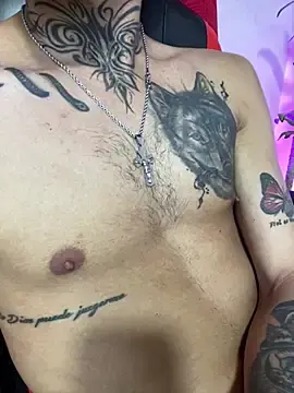 Stripchat Live Sex of abrahaham_linares