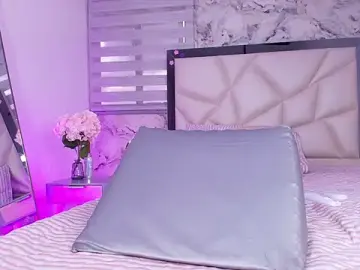 Stripchat Live Sex Cam of lili_jhonson
