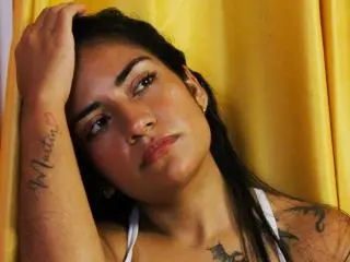 Xlovecam Sex Chat of EmmaSteele