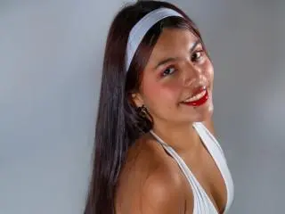 Xlovecam Live Porn of AlyssaGreen