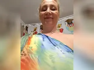 Xlovecam Live Sex Cam of MerlynonYou