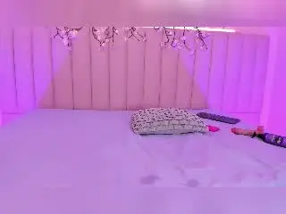 Xlovecam Live Sex Cam of SecretLoversVIP