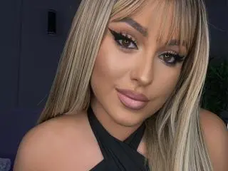 Xlovecam Watch Live Sex Cams of PatriciaSpicey