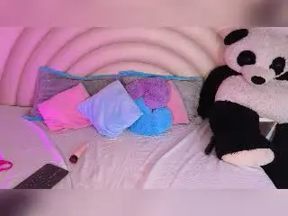 Xlovecam Free Porn Cam of CelesteMorel