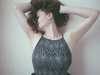 Xlovecam Live Sex of ChicEva