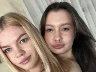 Xlovecam Live Sex of CharleneFerg