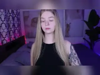 Xlovecam Free Live Porn of SirenaHardmann