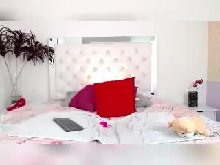 Xlovecam Live Porn of SophiaLuthor