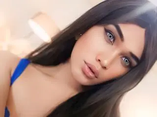 Xlovecam Nude Webcam of AlluringAmelia