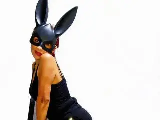 Xlovecam Private Sex Chat of RebecaMonnique