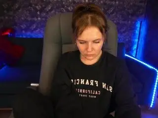 Xlovecam Free Live Porn of MaribelRiverr